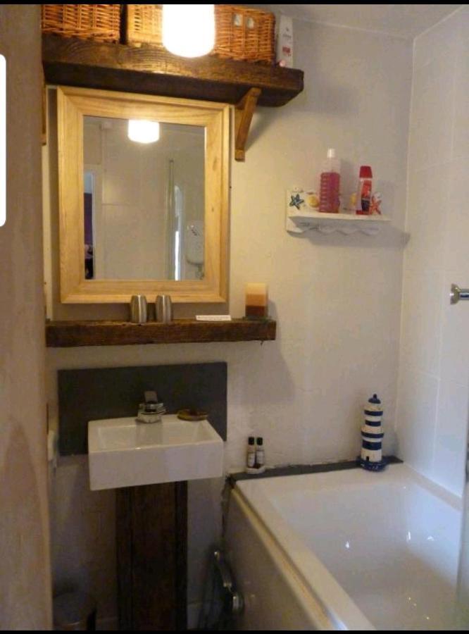 Quirky Lochside Home Інверері Екстер'єр фото